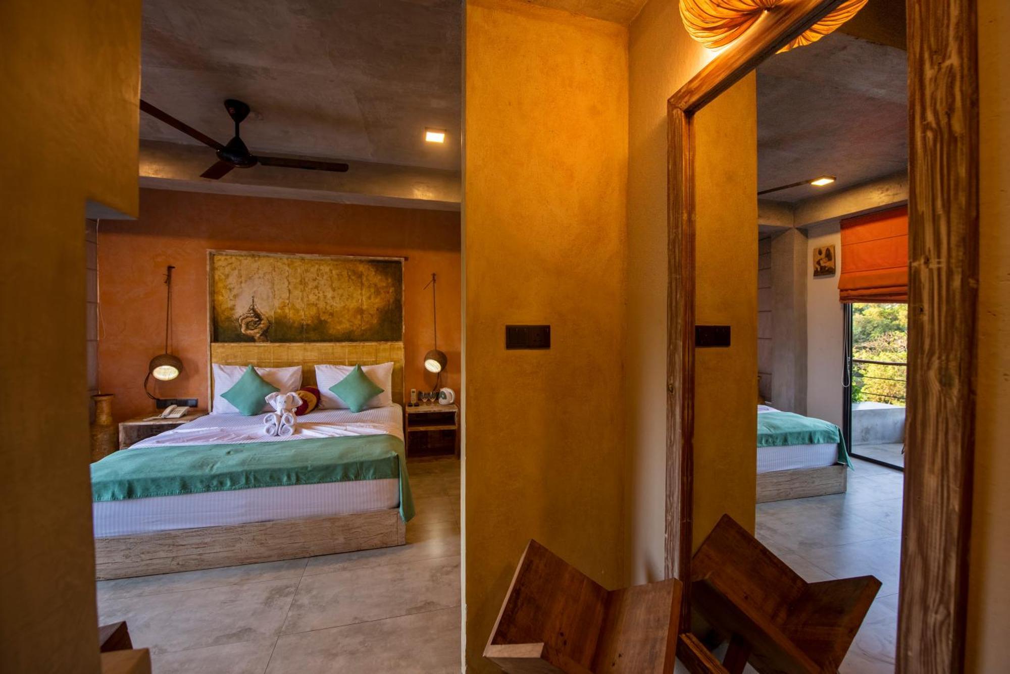 White Moon Resort Gampaha Buitenkant foto