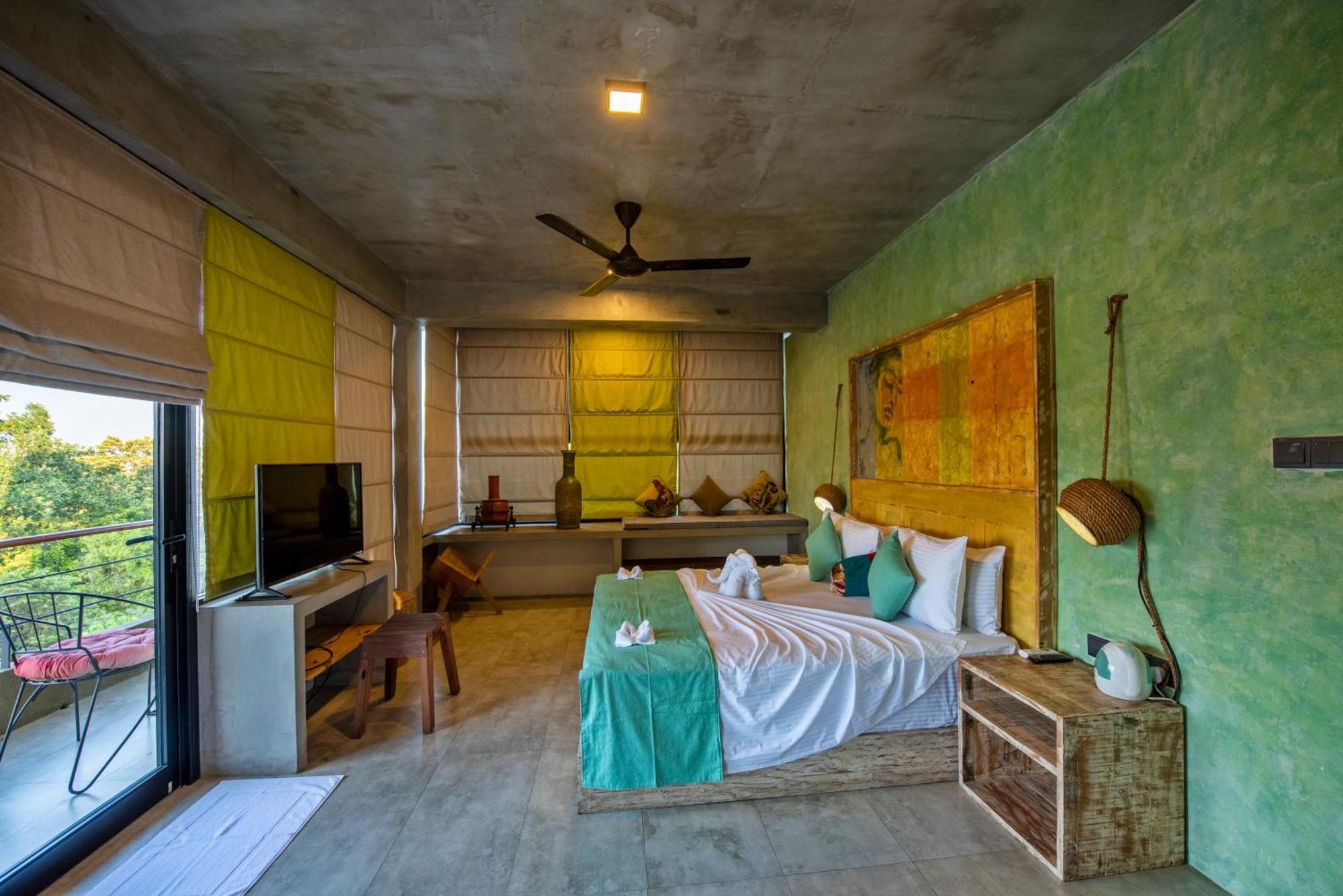 White Moon Resort Gampaha Buitenkant foto